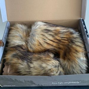 Women Bearpaw boots